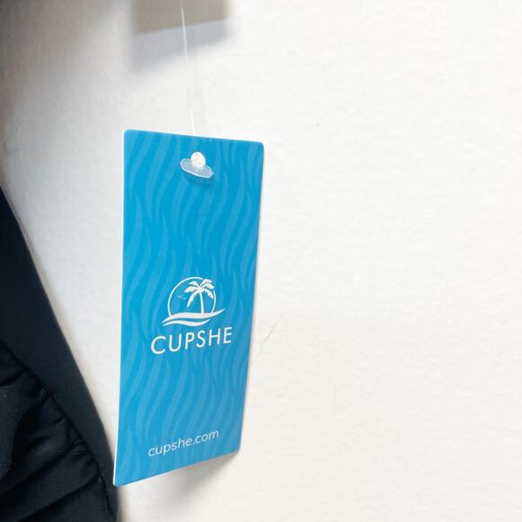 Cupshe Women's V Neck Timeless Black Ruched One Piece Swimwear Size Large - Picture 5 of 7